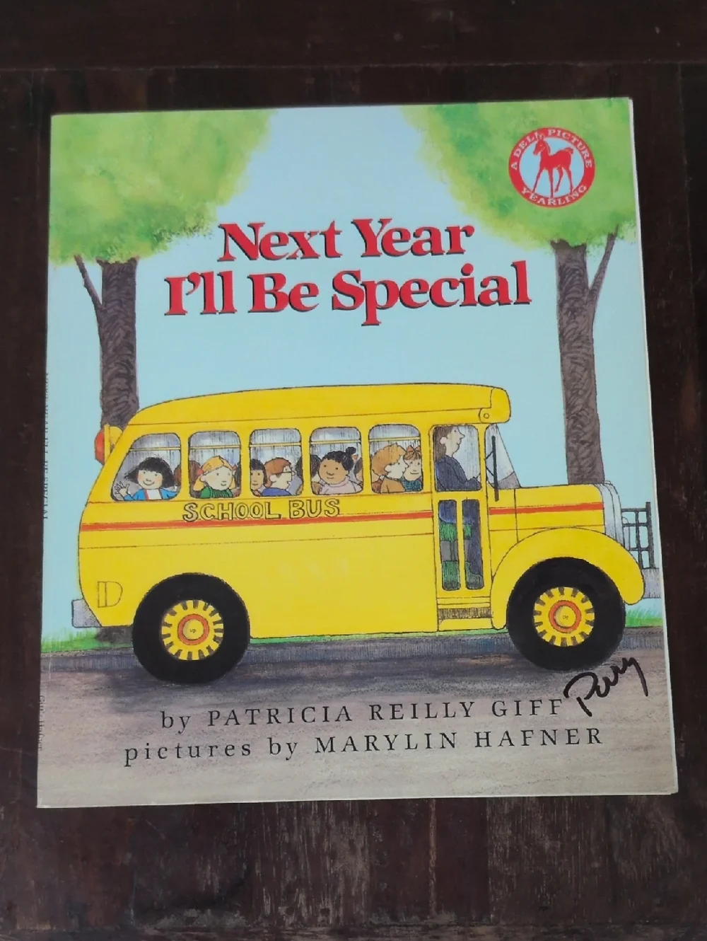 Scholastic Back to School Themed Lot of 9 Children's Fiction Books - Used
